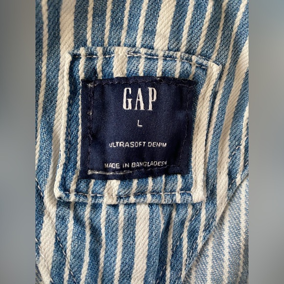 Gap UltraSoft Denim Stripe Shortalls Overalls Blue Railroad Stripe Large - Picture 4 of 9